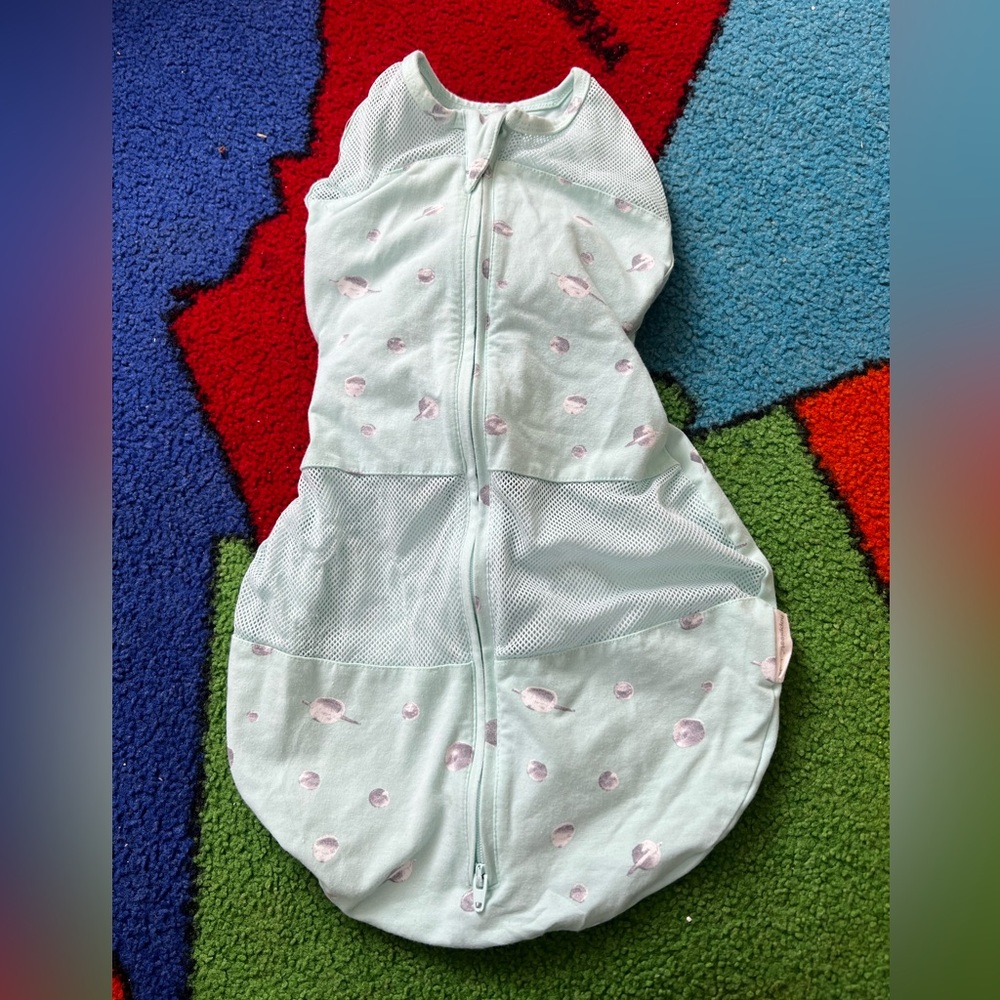 Baby swaddle
